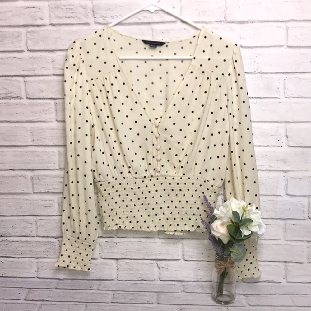 Beautiful Off-White Blouse - Picture 11 of 16